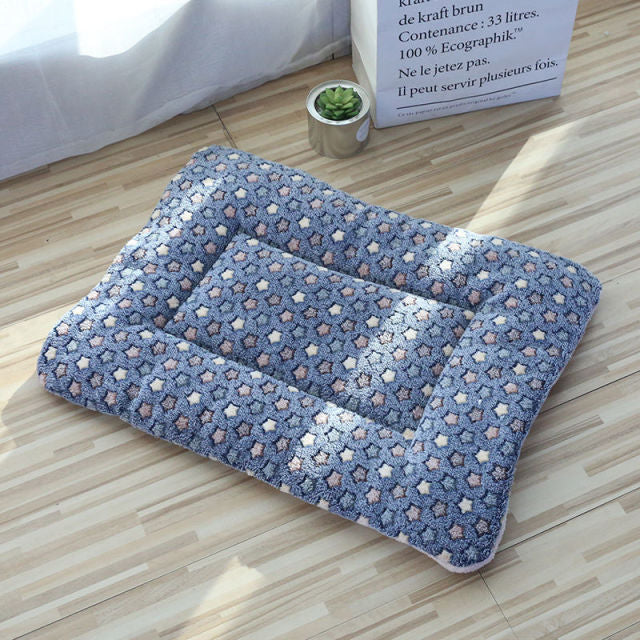 Pet Dog Mats Dog Beds,Thick Blankets for Pets In Winter,cartoon Kennels for Pets,Warm Sleeping Mats for Dogs with Cotton Quilts