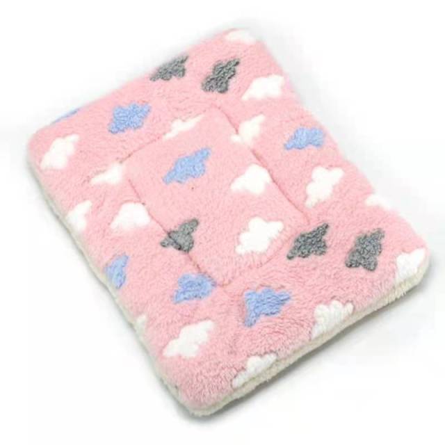 Pet Blanket Soft Thickened Pet Fleece Pad Pets Blanket Bed Mat For Puppy Dog Cat Sofa Cushion Home Rug Keep Warm Sleeping Cover